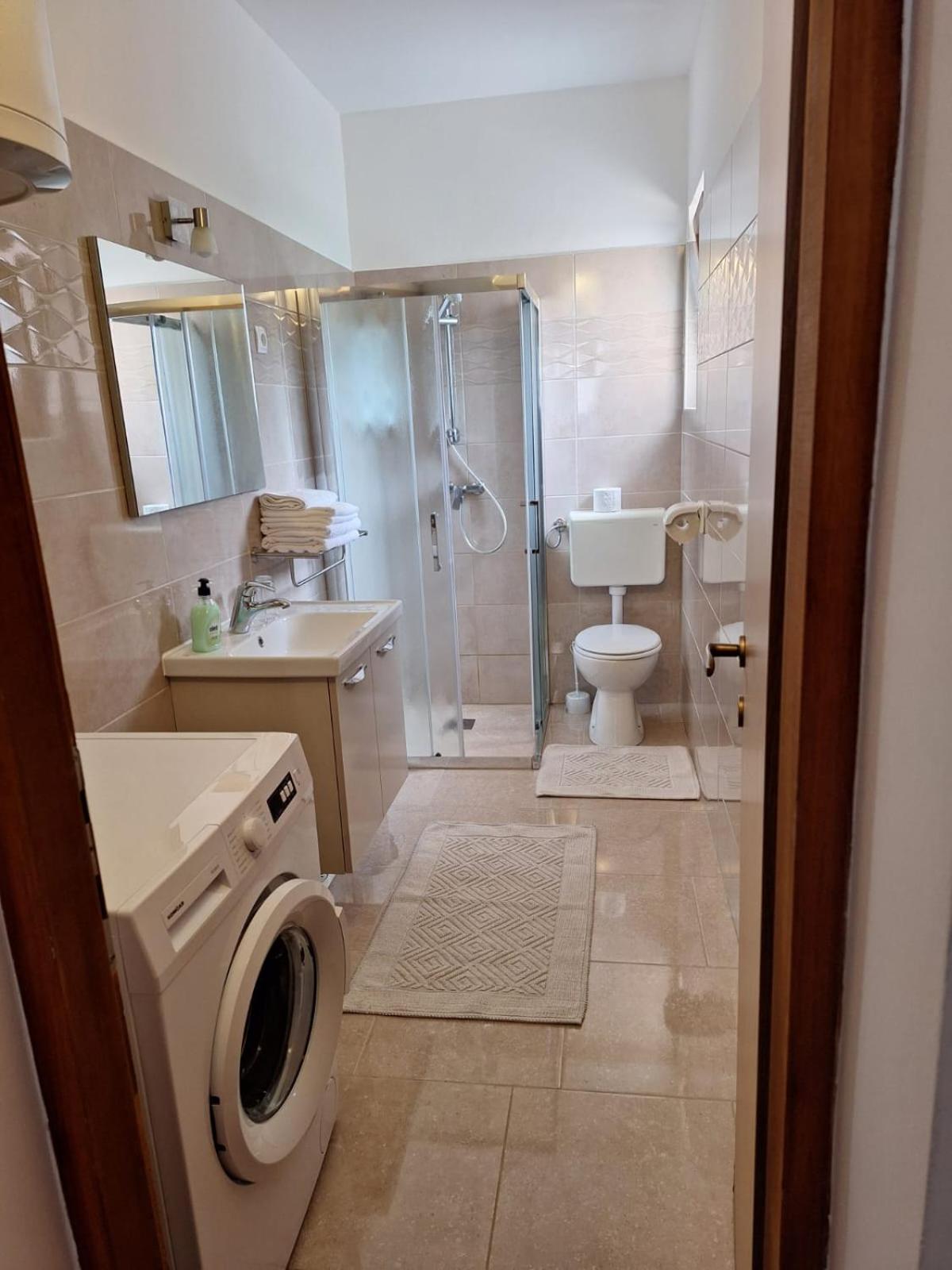 Apartman Paola Malinska Kültér fotó